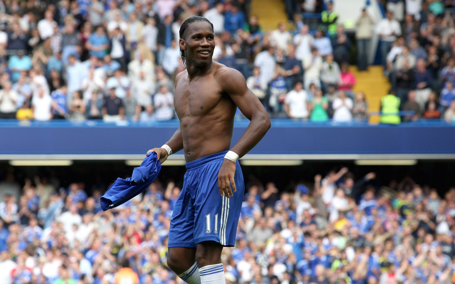 库里式三分雨席卷赛场，广东队攻防一体完胜山西